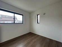 【神奈川県/横浜市保土ケ谷区法泉】保土ヶ谷区法泉3丁目1号棟　新築戸建 洋室