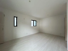 【神奈川県/横浜市保土ケ谷区法泉】保土ヶ谷区法泉3丁目2号棟　新築戸建 洋室