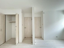 【神奈川県/横浜市保土ケ谷区法泉】保土ヶ谷区法泉3丁目2号棟　新築戸建 洋室