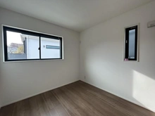 【神奈川県/横浜市保土ケ谷区法泉】保土ヶ谷区法泉3丁目3号棟　新築戸建 洋室