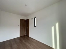 【神奈川県/横浜市保土ケ谷区法泉】保土ヶ谷区法泉3丁目3号棟　新築戸建 洋室