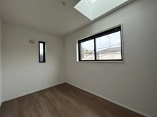 【神奈川県/横浜市保土ケ谷区法泉】保土ヶ谷区法泉3丁目3号棟　新築戸建 洋室