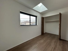 【神奈川県/横浜市保土ケ谷区法泉】保土ヶ谷区法泉3丁目3号棟　新築戸建 洋室