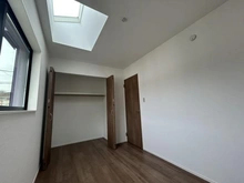 【神奈川県/横浜市保土ケ谷区法泉】保土ヶ谷区法泉3丁目3号棟　新築戸建 洋室