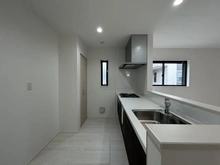 【神奈川県/横浜市保土ケ谷区法泉】保土ヶ谷区法泉3丁目4号棟　新築戸建 キッチン