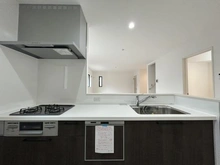 【神奈川県/横浜市保土ケ谷区法泉】保土ヶ谷区法泉3丁目4号棟　新築戸建 キッチン