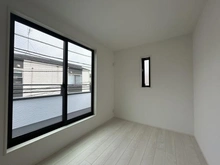 【神奈川県/横浜市保土ケ谷区法泉】保土ヶ谷区法泉3丁目4号棟　新築戸建 洋室