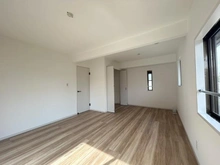 【神奈川県/横浜市神奈川区片倉】神奈川区片倉4丁目　戸建 洋室