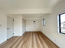 【神奈川県/横浜市神奈川区片倉】神奈川区片倉4丁目　戸建 洋室