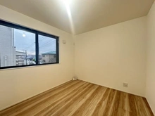 【神奈川県/横浜市南区別所】南区別所4丁目　新築戸建 洋室