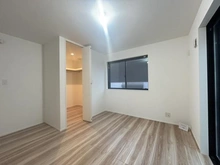 【神奈川県/横浜市南区別所】南区別所4丁目　新築戸建 洋室