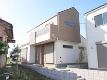 【神奈川県/横浜市保土ケ谷区仏向町】保土ヶ谷区仏向町　新築戸建　A号棟（全2棟） 外観：全2棟左側