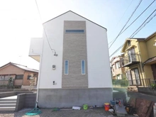 【神奈川県/横浜市保土ケ谷区仏向町】保土ヶ谷区仏向町　新築戸建　B号棟（全2棟） 外観：全2棟中央