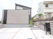 【神奈川県/横浜市栄区庄戸】栄区庄戸3丁目新築戸建 駐車場
