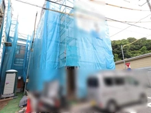 【神奈川県/横浜市南区睦町】南区睦町新築戸建A号棟（全4棟） 建築中の外観：全3棟