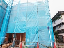 【神奈川県/横浜市南区睦町】南区睦町新築戸建B号棟（全4棟） 建築中の外観：全3棟