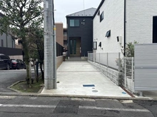 【神奈川県/横浜市中区本郷町】中区本郷町3丁目新築戸建　1号棟（全3棟） 駐車場
