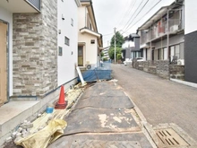 【神奈川県/横浜市神奈川区六角橋】横浜市神奈川区六角橋6丁目　新築戸建 前面道路