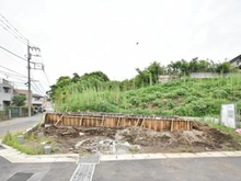 【神奈川県/横浜市神奈川区菅田町】神奈川区菅田町新築戸建1号棟（全12区画） 建築中の外観：全１２区画