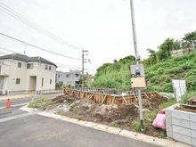 【神奈川県/横浜市神奈川区菅田町】神奈川区菅田町新築戸建1号棟（全12区画） 建築中の外観：全１２区画