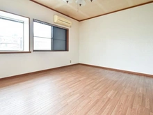 【神奈川県/横浜市西区西戸部町】横浜市西区西戸部町1丁目中古戸建 洋室