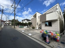 【神奈川県/横浜市港北区大豆戸町】横浜市港北区大豆戸町　中古戸建 前面道路