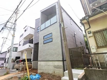 【神奈川県/横浜市南区三春台】南区三春台　新築戸建 建築中の外観