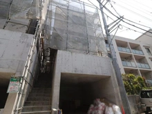 【神奈川県/横浜市港南区港南】港南区港南1丁目　2号棟/全2棟 建築中の外観