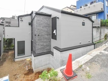 【神奈川県/横浜市神奈川区三ツ沢中町】神奈川区三ツ沢中町　新築戸建2号棟／全2棟 建築中の外観