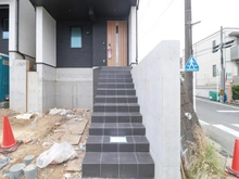 【神奈川県/横浜市港南区港南】港南2丁目　新築戸建B号棟／全2棟 建築中の外観