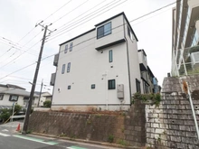 【神奈川県/横浜市港南区港南】港南2丁目　新築戸建B号棟／全2棟 建築中の外観
