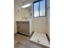 【神奈川県/鎌倉市西鎌倉】鎌倉市西鎌倉3丁目　中古一戸建て 洗面所