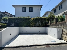 【神奈川県/鎌倉市西鎌倉】鎌倉市西鎌倉3丁目　中古一戸建て 駐車場