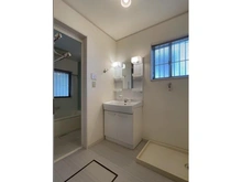 【神奈川県/藤沢市鵠沼藤が谷】藤沢市鵠沼藤が谷2丁目 一戸建 洗面所