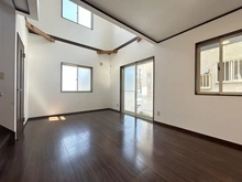 【神奈川県/藤沢市鵠沼海岸】藤沢市鵠沼海岸5丁目 中古一戸建て LDK