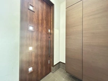 【神奈川県/藤沢市鵠沼海岸】藤沢市鵠沼海岸5丁目 中古一戸建て 玄関