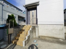 【神奈川県/藤沢市西富】藤沢市西富 一戸建 アプローチ