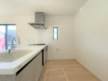 【神奈川県/藤沢市片瀬】藤沢市片瀬5丁目　新築一戸建て キッチン