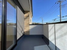 【神奈川県/藤沢市片瀬】藤沢市片瀬5丁目　新築一戸建て バルコニー