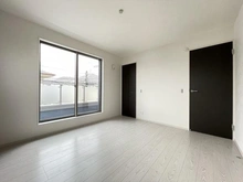 【神奈川県/藤沢市亀井野】藤沢市亀井野 新築戸建 2号棟 洋室：約7.0帖