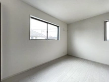 【神奈川県/藤沢市亀井野】藤沢市亀井野 新築戸建 2号棟 洋室：約5.7帖