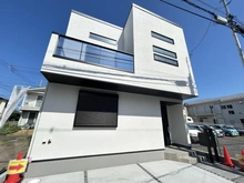 【神奈川県/藤沢市辻堂元町】藤沢市辻堂元町5丁目 新築一戸建て 2号棟/全2棟 外観：全2区画現場です。