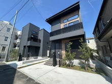 【神奈川県/藤沢市辻堂東海岸】藤沢市辻堂東海岸3丁目 新築一戸建て 2号棟/全2棟 外観：全2棟　写真内右側が2号棟です。