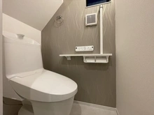 【神奈川県/藤沢市鵠沼花沢町】藤沢市鵠沼花沢町 新築一戸建て 2号棟/全3棟 トイレ