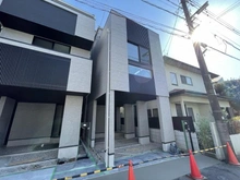 【神奈川県/藤沢市鵠沼花沢町】藤沢市鵠沼花沢町 新築一戸建て 3号棟/全3棟 外観：全3棟/右側