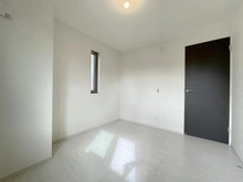 【神奈川県/藤沢市片瀬】藤沢市片瀬一丁目新築戸建 洋室