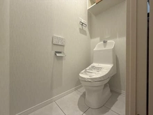 【神奈川県/茅ヶ崎市菱沼】茅ヶ崎市菱沼1丁目 一戸建 トイレ：1階