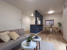 【神奈川県/平塚市めぐみが丘】平塚市めぐみが丘2丁目 一戸建 LDK