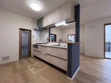 【神奈川県/平塚市めぐみが丘】平塚市めぐみが丘2丁目 一戸建 キッチン