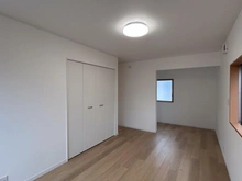 【神奈川県/平塚市めぐみが丘】平塚市めぐみが丘2丁目 一戸建 洋室：約8.0帖